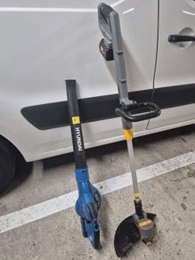 Hyundai Cordless Leaf Blower & Grass Strimmer Batteries & Chargers Included