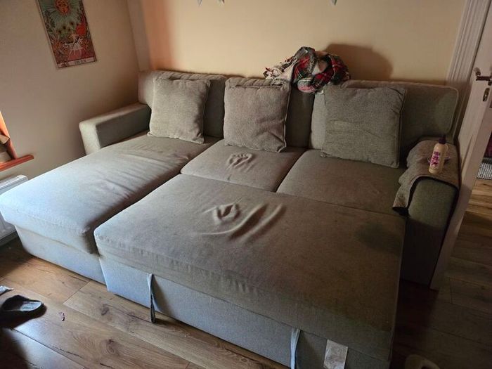 pull out sofa bed