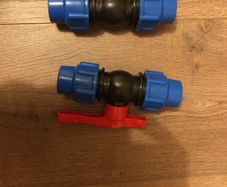 Straight Coopler Mdpe Plastic Stop Cock 25mm X 25mm