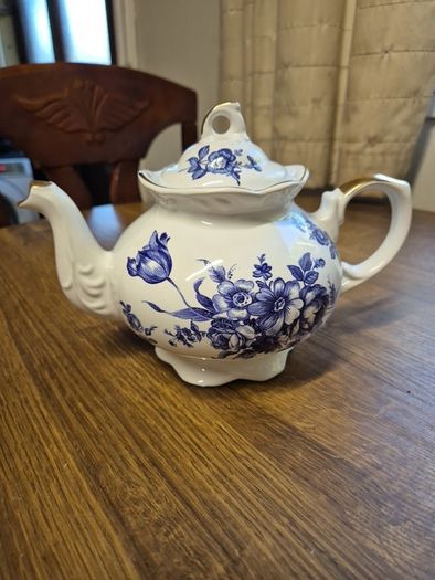 Vintage Arthur Wood & Son Blue & White Tea Pot Made in Staffordshire, England