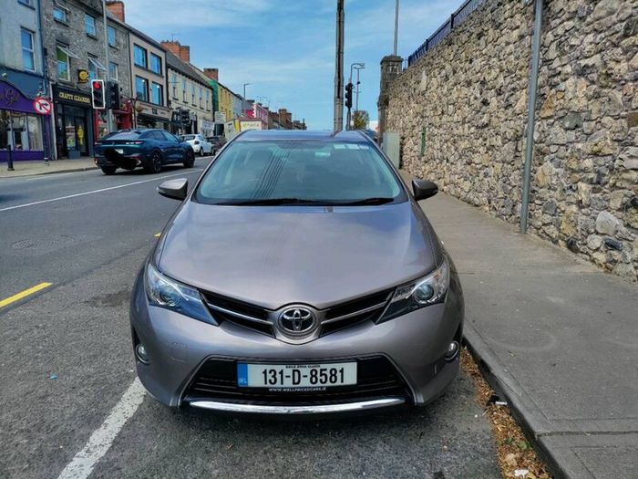 2013 Toyota Auris 1.33 Dual VVT-i Luna (High Spec)