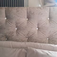 headboard