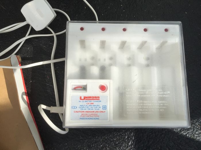 1980's Unicross Battery Charger