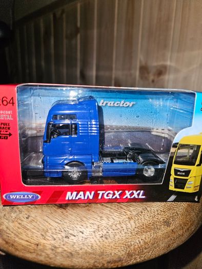 Welly MAN TGX Diecast Metal 1.64 Scale