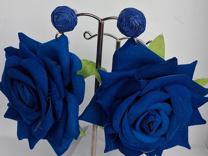 Realistic Navy Extravagant Rose with Raffia Woven Stud Earrings