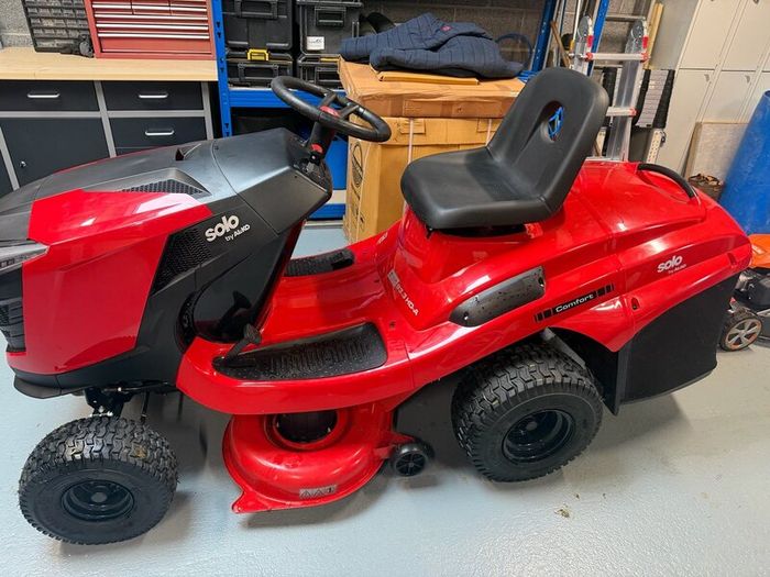 Solo by alko ride on mower