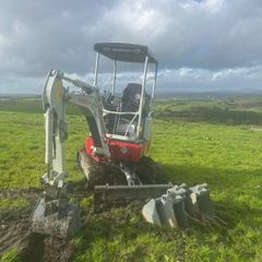 Takeuchi TB217 1.7T digger