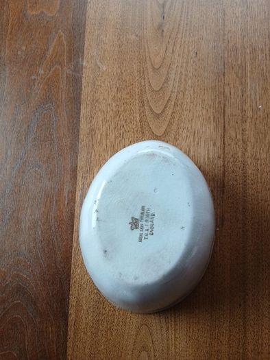Ironstone jelly mold by T.G. & F. Booth
