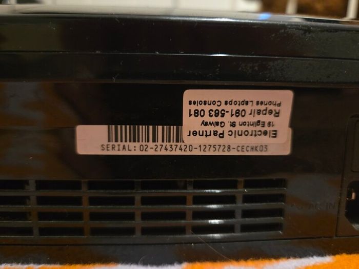 Ylod Ps3 the PlayStation 3 CECHC03 (a 60GB PAL/UK model) is backwards compatible with PlayStation 2, PlayStation 1, and PS3 games