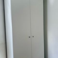 Double door wardrobe
