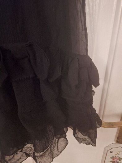Juicy Couture 'New' Black Silk Ruffle Dress Textured Sleeveless Lined Lace Hem .. Size Medium .. Price Drop