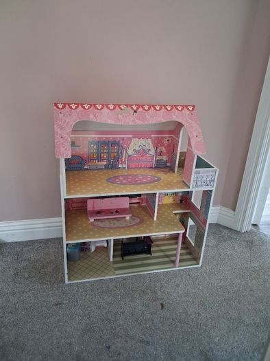 dolls house