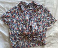 Floral Front-Tie Short Sleeve Crop Shirt
