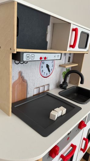 Toy Kitchen