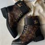 womans boots Image 9