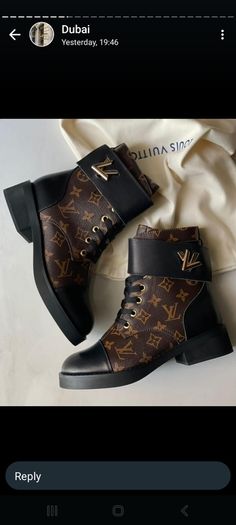 womans boots