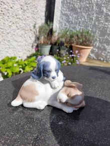 Lladro puppy dog