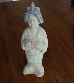 Chinese figurine