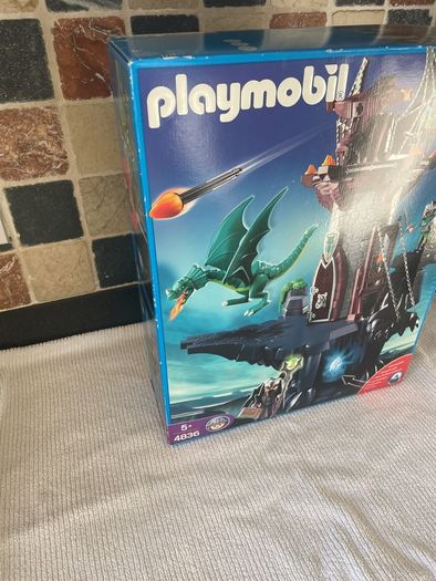 Playmobil retired set 4836 brand new and sealed