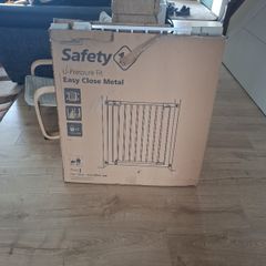 Safty first baby gates