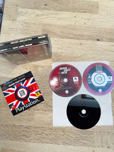 GTA Collectors Edition (Examine photos) PlayStation 1 Retro PS1