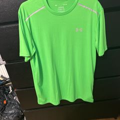 Under Armour Top