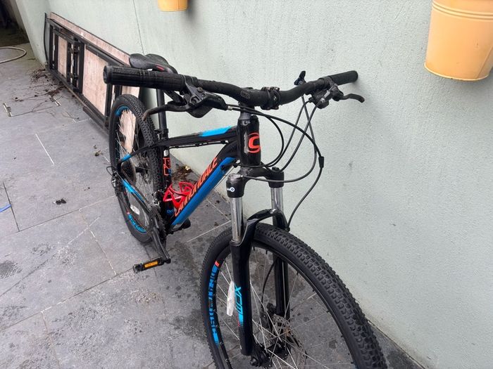 Cannondale Mountain Bike