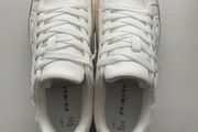 BRAND NEW Ladies Runners / Trainers / Shoes / Flats / Sandals: Size 5
