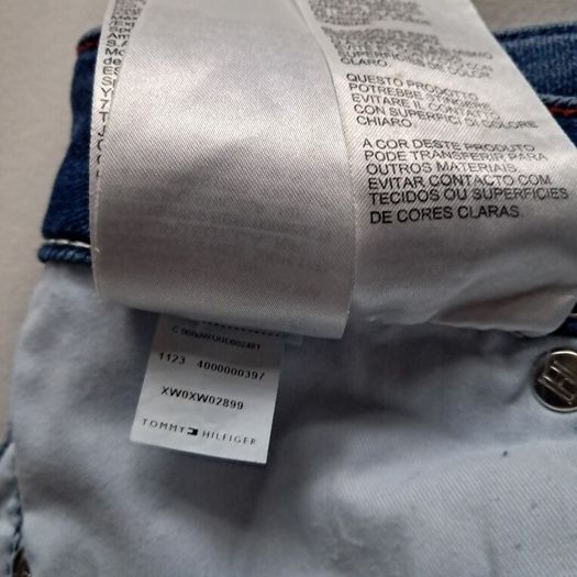 tommy hilfiger harlem flex super skinny jeans Size 27/30 mid rise zip fly