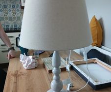 Table lamp