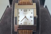 Gucci 7700M watch