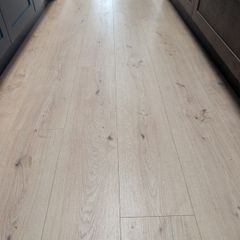 Canadia Natural Cadiz Oak Laminate