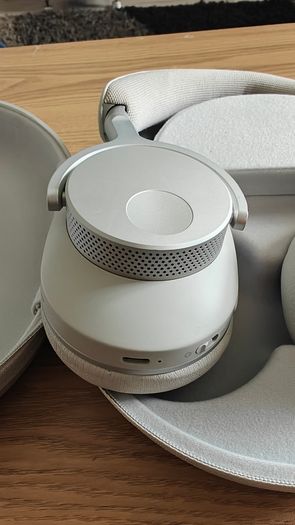 Cambridge Audio Melomania P100 Bluetooth Headphones