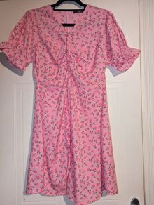 gorgeous floral, ruched, midi dress from Quiz. Perfect for summer