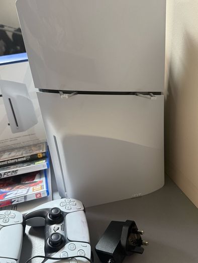 PS5 Digital Edition Bundle Disc Drive, 2 Controllers, Charging Dock and 3 Games  Excellent Condition