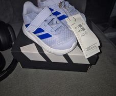 Adidas Duramo girls runners