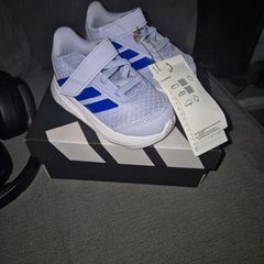 Adidas Duramo girls runners