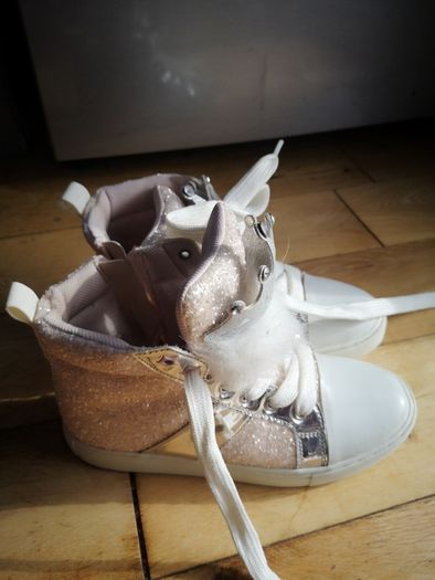 girls shoes size 3