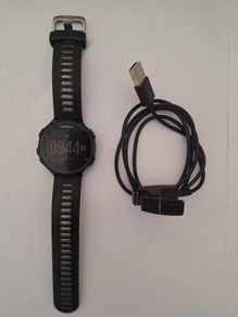Garmin Forerunner 735XT GPS Multisport Watch and USB cable charger