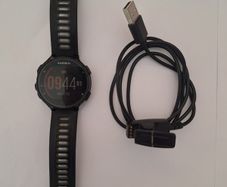 Garmin Forerunner 735XT GPS Multisport Watch and USB cable charger