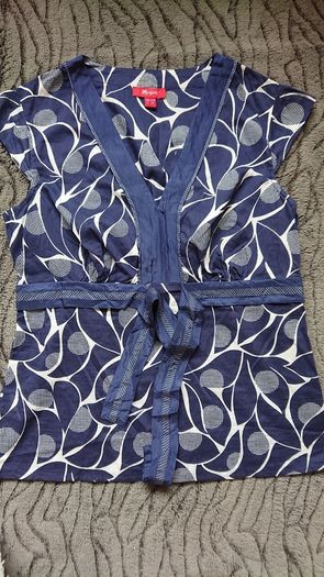 SALE E10  Monsoon Navy Top. Size 14