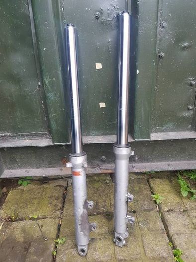 Suzuki GSX750F Forks