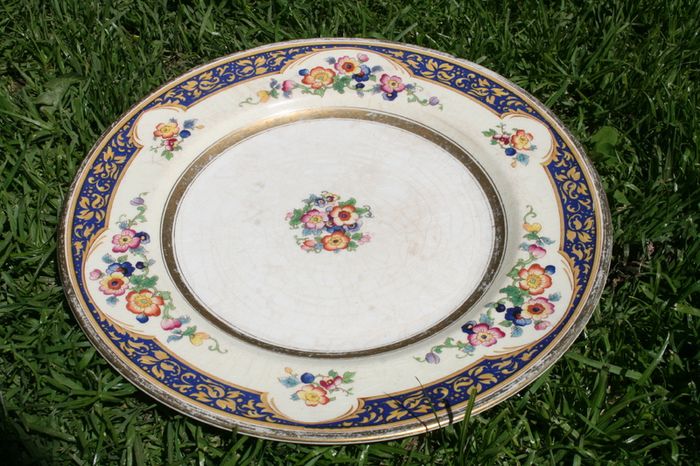 Vintage plate