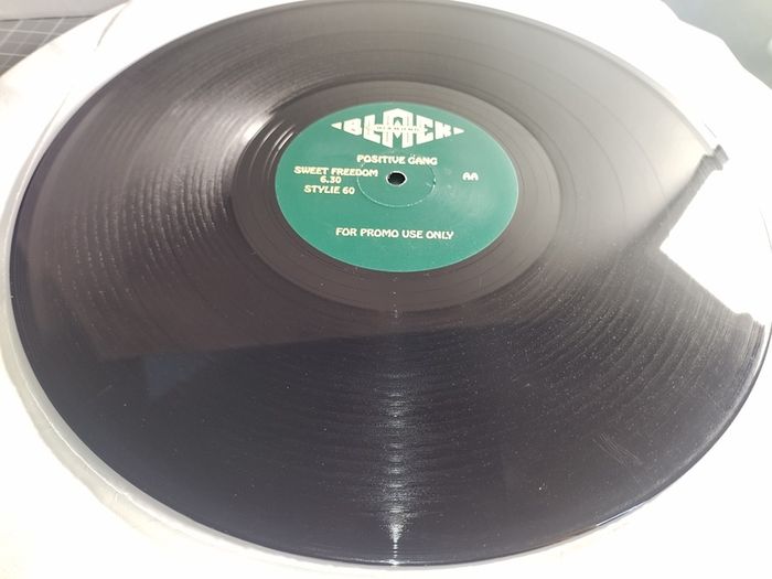 Positive Gang - Sweet Freedom - PWL Records DJ Promo COPY! OLYMPIC Ballroom - Early 90s Organ HOUSE!