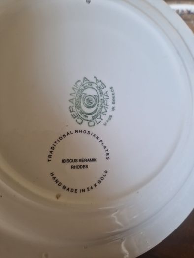 vintage retro plates