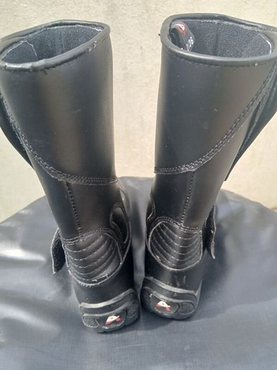 Akito Viper Motorcycling Boots