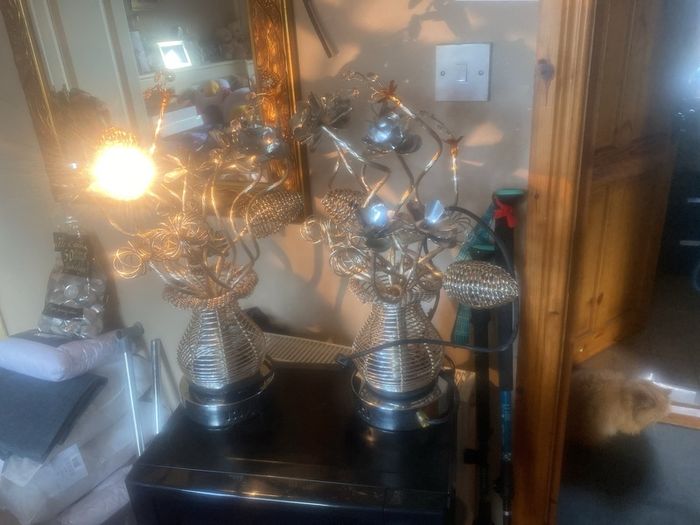 Elegant Pair of table lamps