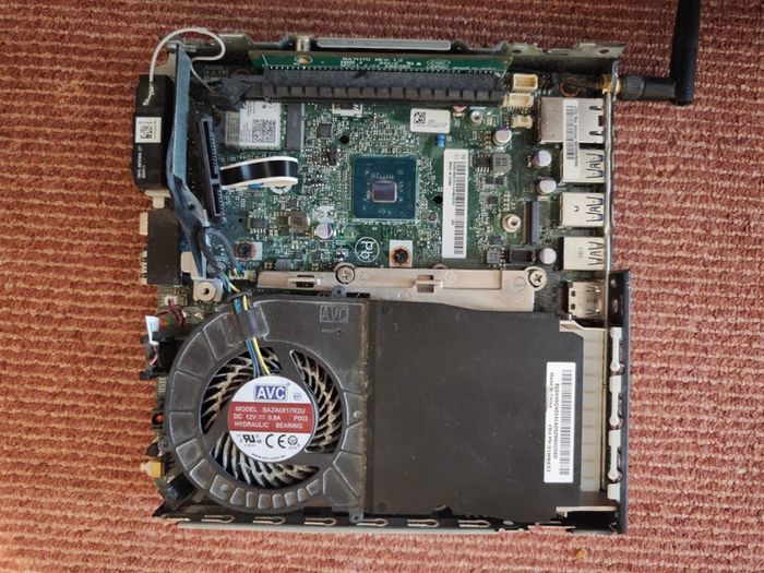 ThinkCentre M920q