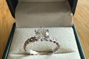 Platinum Moissanite Diamond Honeycomb design ring