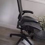 Herman Miller Classic Aeron Size C Ergonomic Chair Image 3